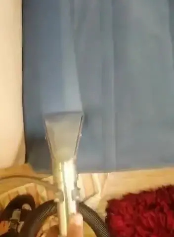 غسيل كنب قماش بماكينة الشفط